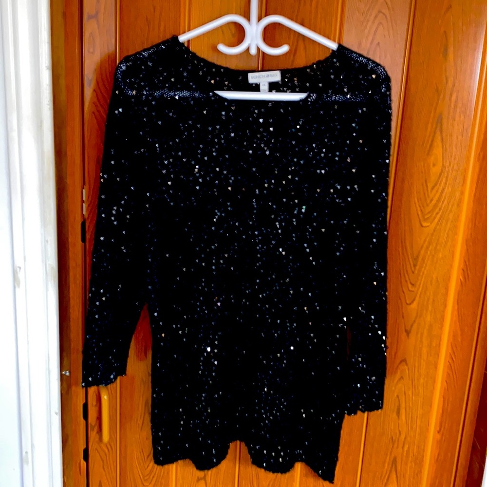 Vintage black Ladies sequins sweater perfect for the holiday season.